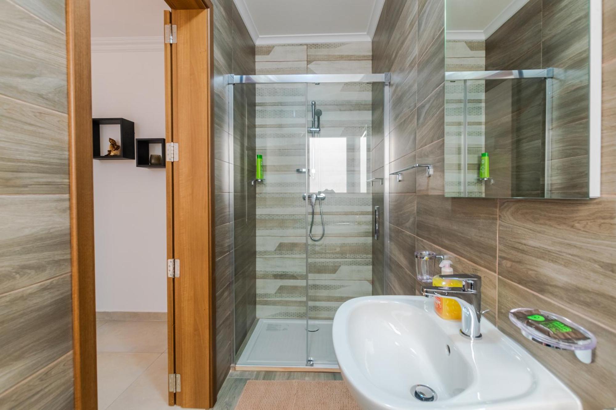 Spacious Brand New Apartment Hc Balcony 3 Bdr 2 Bth Bugibba St. Paul's Bay Buitenkant foto